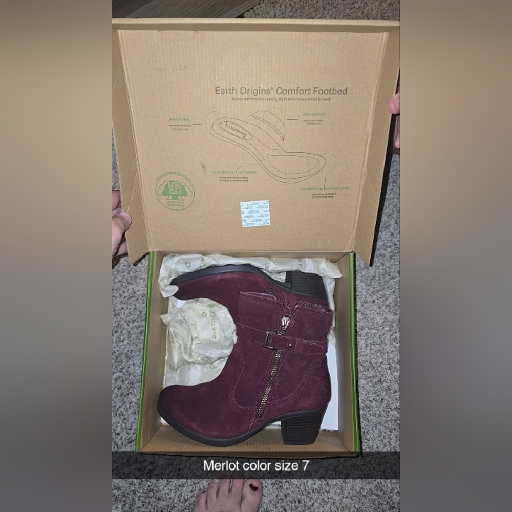 Earth Origins Women's Merlot Ankle Boots